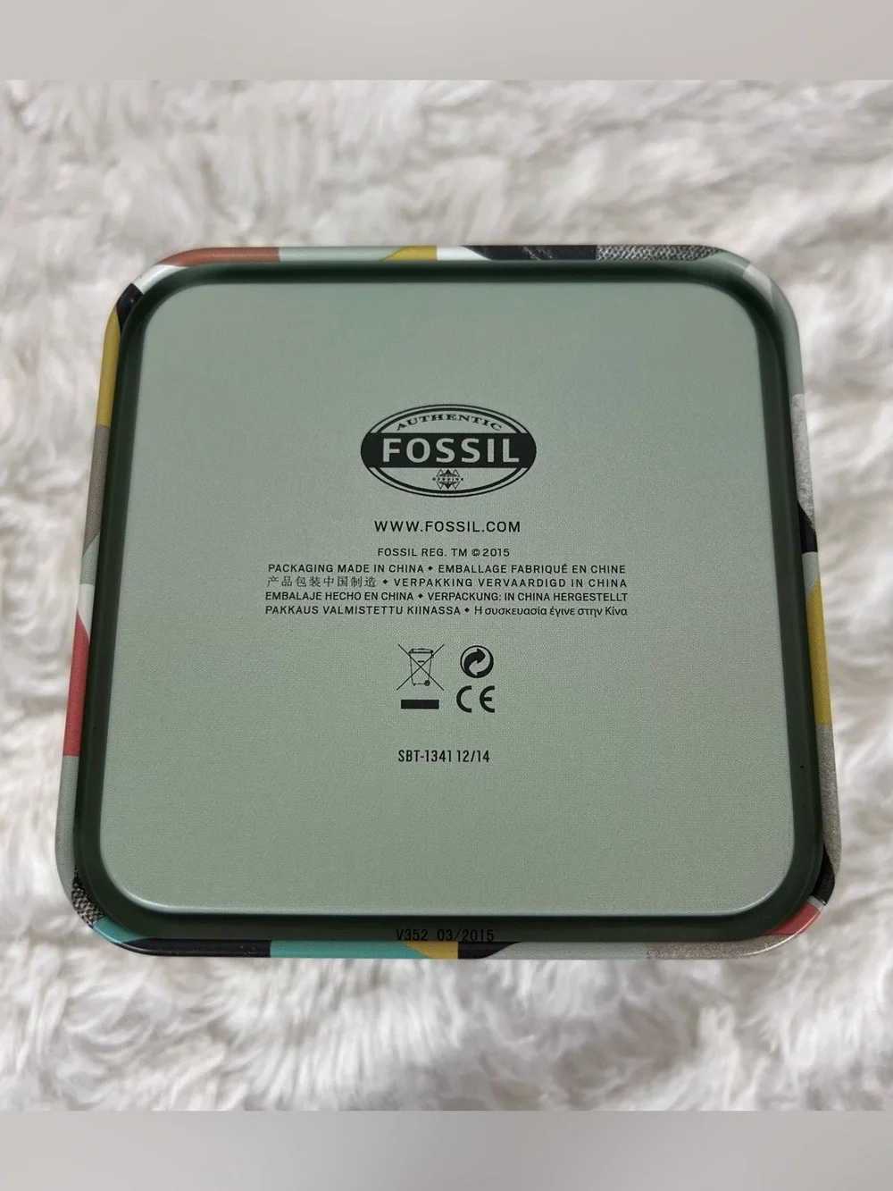 Fossil 2015 Collectible Watch Box Metal Tin Storage Glasses Geometric Pattern